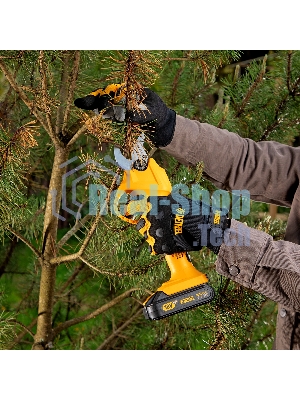 Перчатки универсальные Denzel 68003 усиленные, с защитными накладками, размер 10