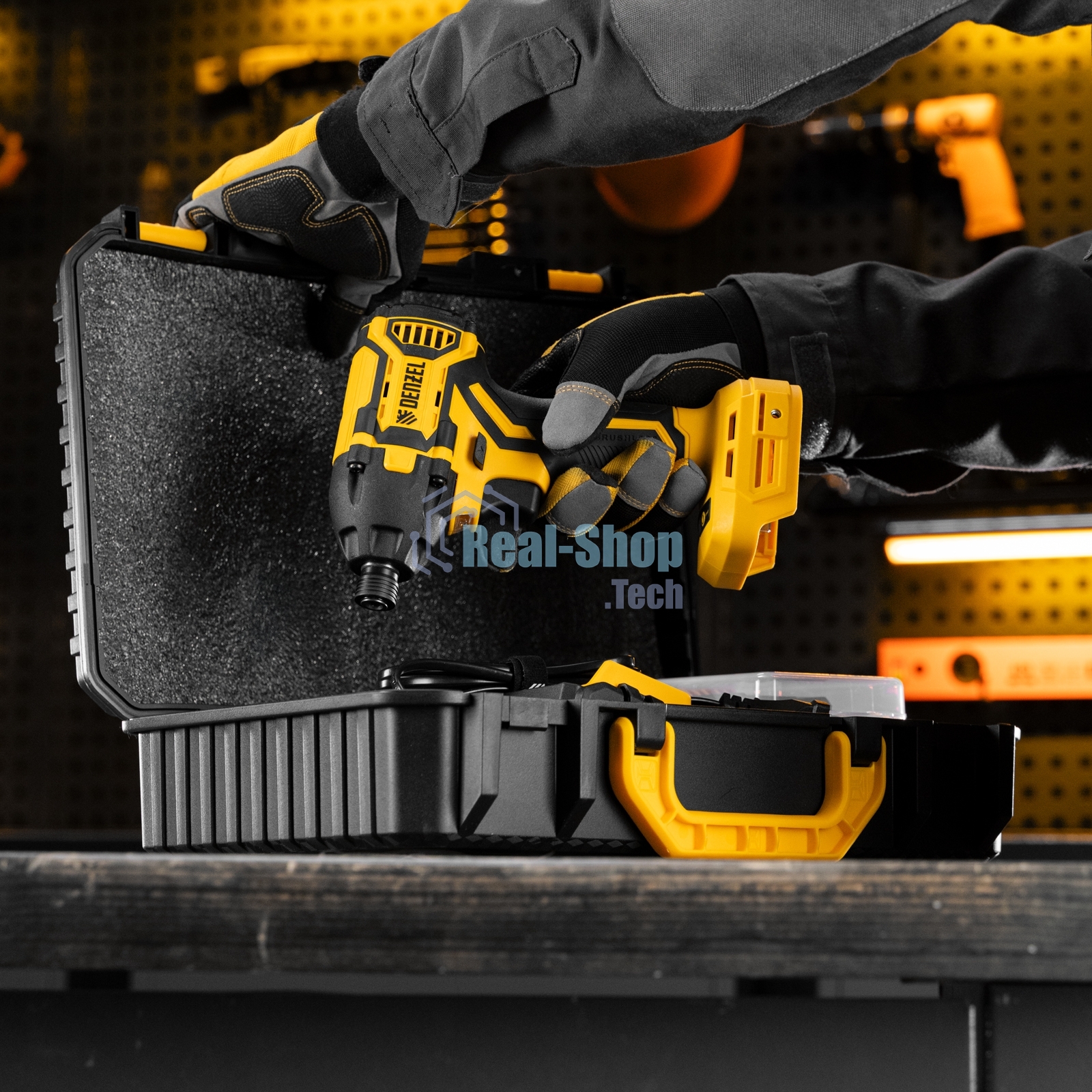 Винтоверт ударный аккумуляторный бесщет. Denzel CIDH-BL-20-270, Li-Ion, 20 В