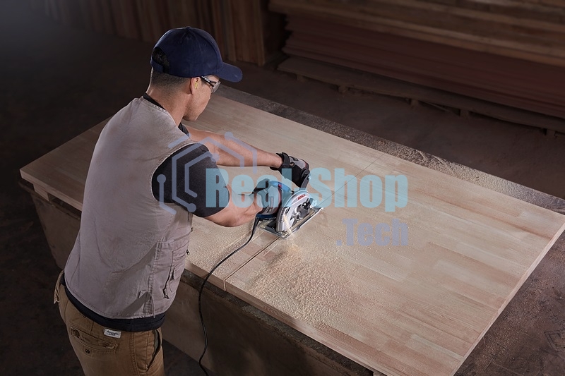 Пилы электрические сабельные, ленточные, Лобзики Bosch GKS 600 06016A9020 Пила дисковая 1200 Вт, 5200 об/мин, 165х20мм мм, 3.6 кг