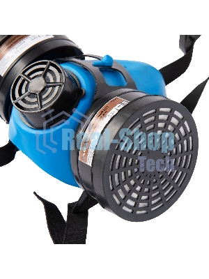 Полумаска изолирующая ИСТОК-300/400 со сменными комбинированными фильтрами А1Р1 Россия