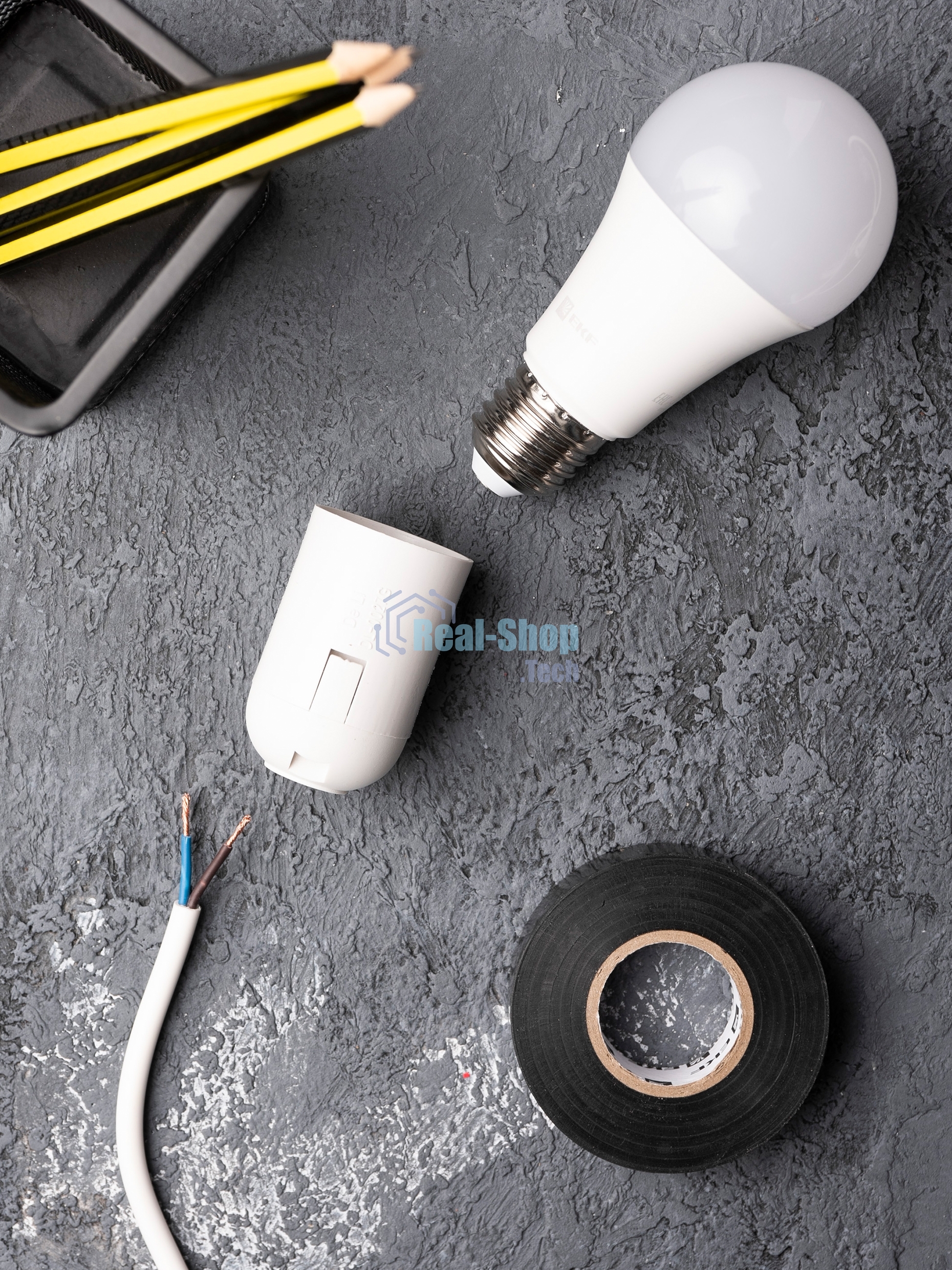 Патрон Е27 пластиковый подвесной термостойкий пластик бел. PROxima