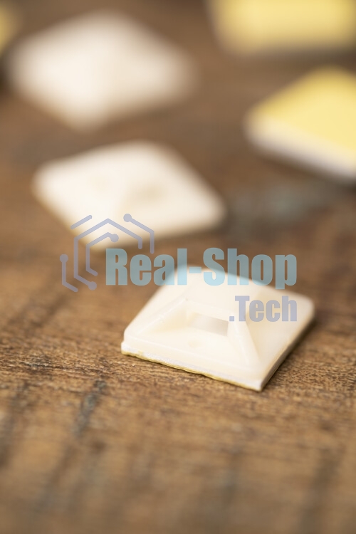 Площадка EKF plc-20x20 самоклеящаяся (20х20 мм.) белая (100 шт.) EKF PROxima