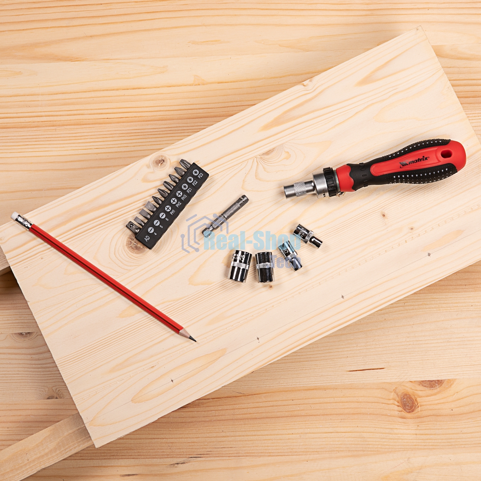 Отвертка реверсивная Matrix с набором бит и насадок торцевых, CrV,1/4