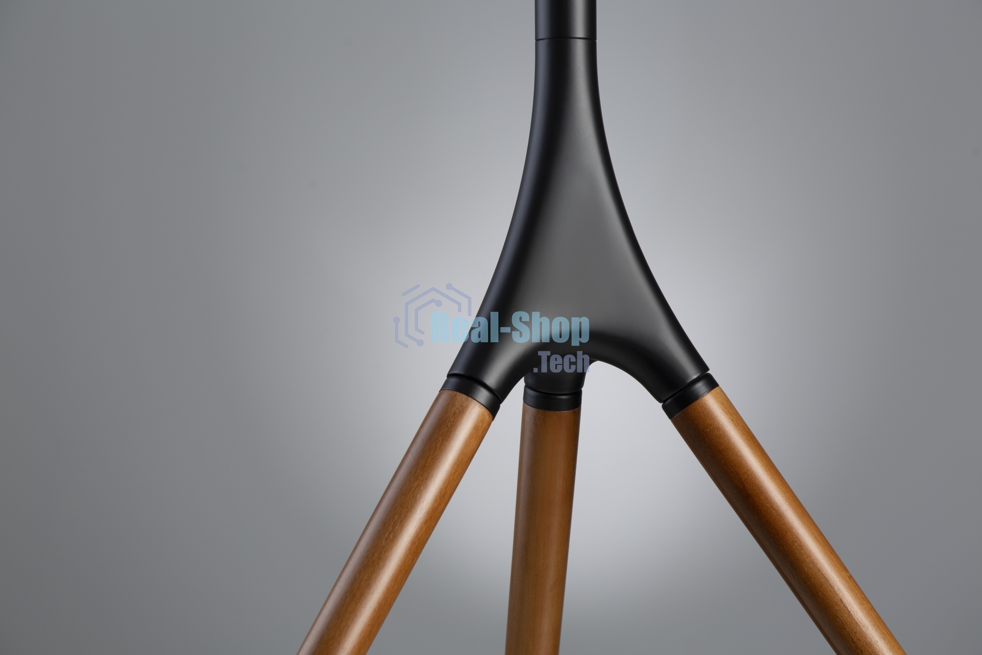 Подставка для телевизора Cactus CS-ST1246BKWN черный/орех 45