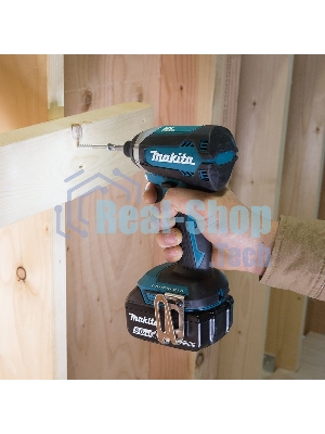 Гайковерт аккумуляторный Makita DTD153Zб\щет 18в li-ion 0-3400об\м 6-ти гр1\4'' 1.3кг б\ак з\у