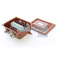 Коробка КЗНС-08 УХЛ1.5 IP65 с латунными сальниками ЗЭТА zeta30314