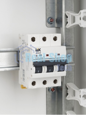 Выключатель автоматический 3п C 6А M06N ARMAT IEK AR-M06N-3-C006